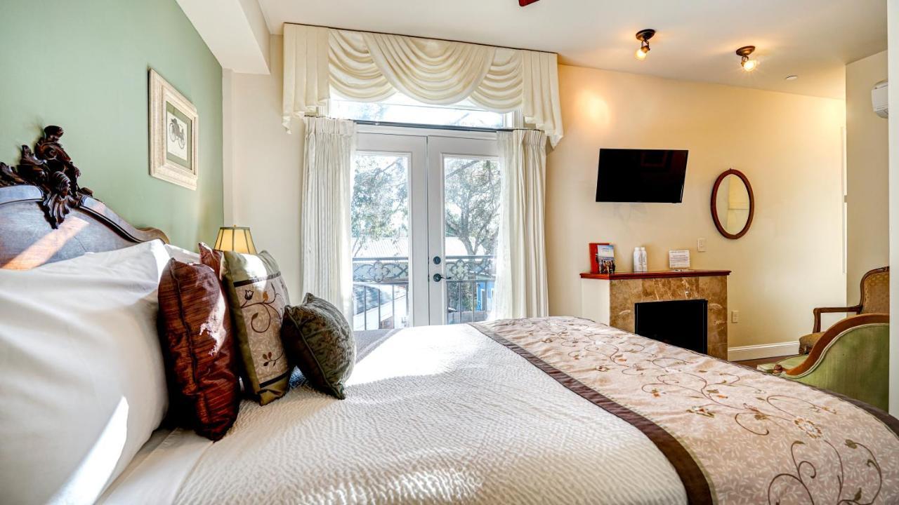 The River Belle Inn Healdsburg Exteriör bild